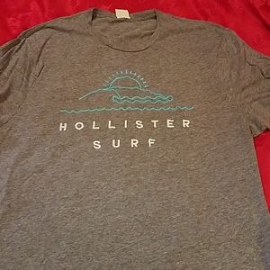 Hollister t shirt